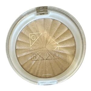 DESIGNED BY OFRA COSMETICS!! NWOT HIGHLIGHTER - STAR ISLAND. Cruelty-free.